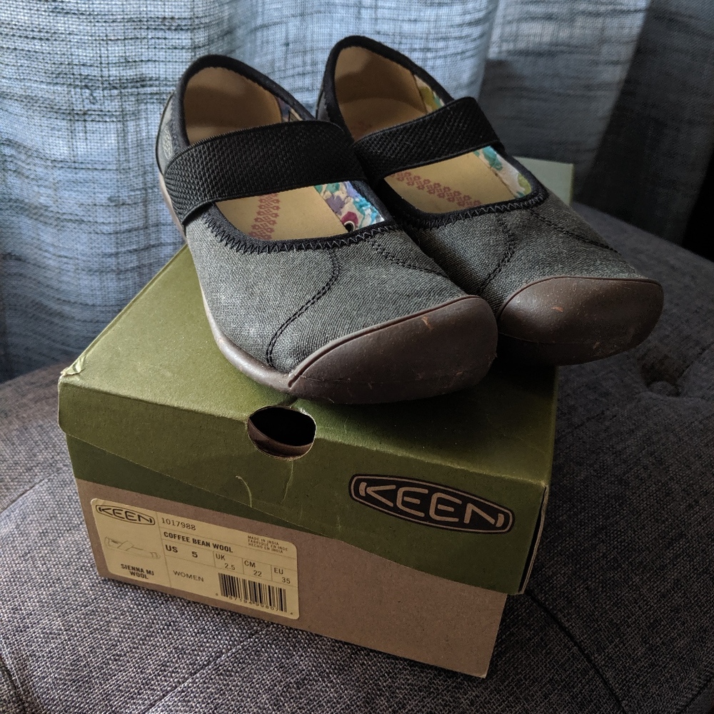 KEEN Sienna Mary Jane Wool - Size 5